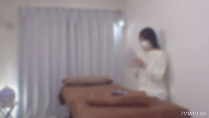 fc2-ppv-4742652-一個重複的客戶,具有乾淨的外觀和美麗的比例來訪問商店